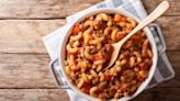 What's The Difference Between American-Style Goulash And Chili Mac?