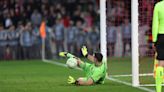 Video: el gol en contra del Dibu Martínez que abrió el marcador a favor del Liverpool | + Deportes