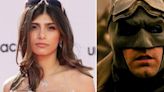 Mia Khalifa defiende al Batman de Zack Snyder