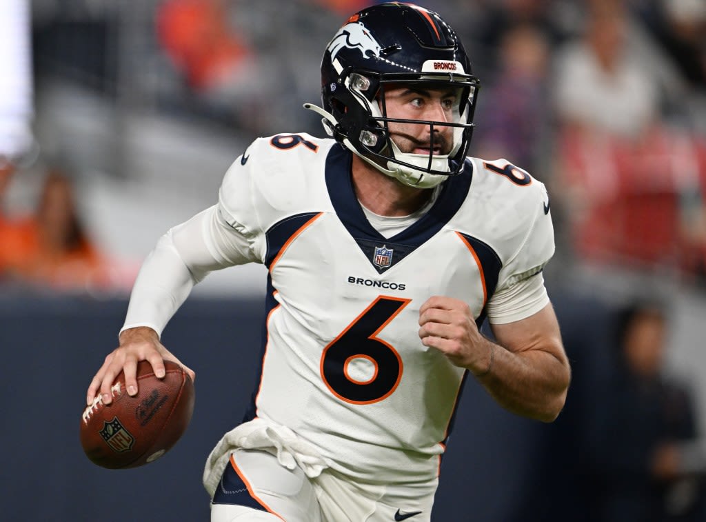Broncos releasing QB Ben DiNucci as roster movement begins ahead of rookie minicamp