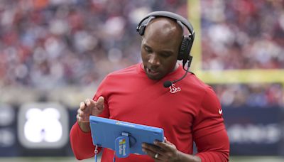 Texans Coach DeMeco Ryans Shares Advice Ahead Of Rookie Minicamp