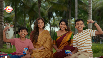 Sunfeast SuperMilk launches ad campaign featuring Tamil superstars Sneha and Simran - ET BrandEquity