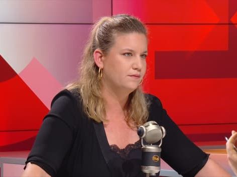 Léon Blum "pas au niveau" des figures de La France insoumise: le cafouillage de Mathilde Panot