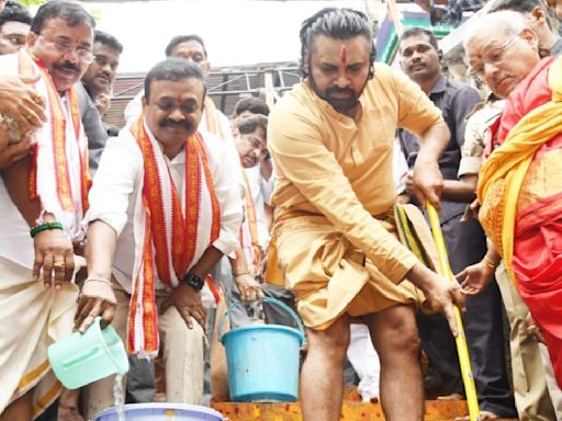 WATCH: Pawan Kalyan performs purification ritual at Kanaka Durga Temple amid Tirumala Laddu adulteration controversy; video goes viral