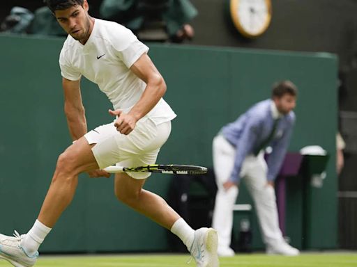 Carlos Alcaraz and Jannik Sinner reach the Wimbledon quarterfinals. Coco Gauff loses