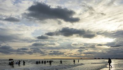 Mueren cuatro migrantes al intentar llegar al Reino Unido por el canal de la Mancha