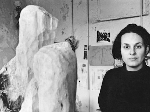 Nancy Azara, Sculptor Who Created a Haven for Feminist Artists, Dies at 84
