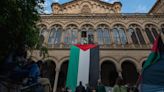 Barricadas y protestas en la Universidad de Barcelona en apoyo a Palestina