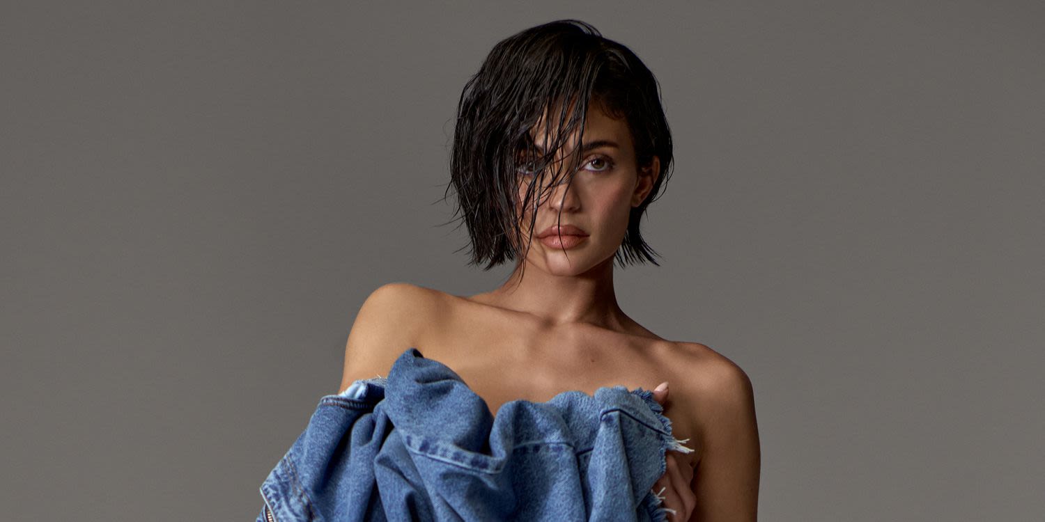 Kylie Jenner Posed Topless With a Wet Bob and Slouchy Jeans