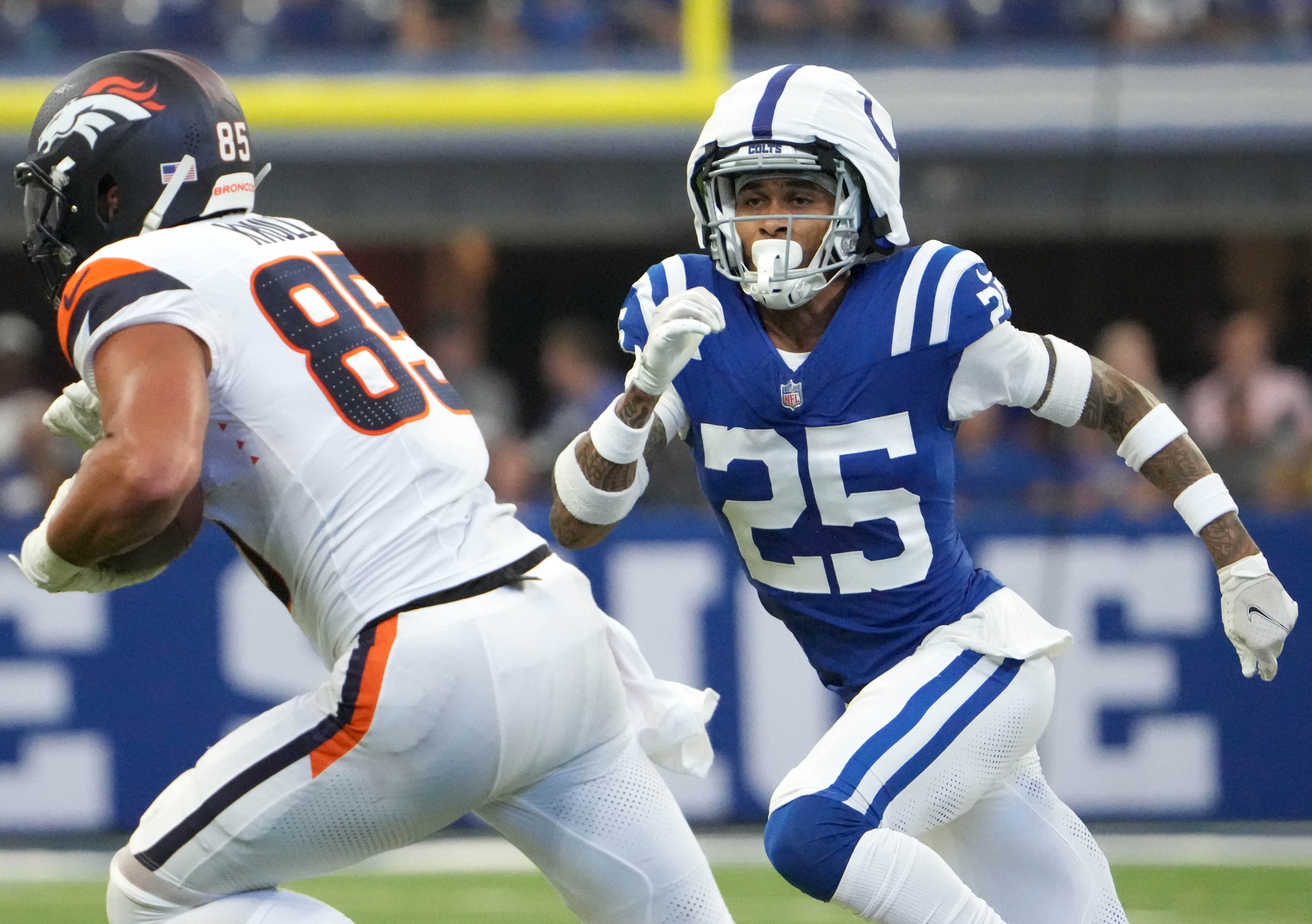 Two Colts are among first to wear Guardian caps in an NFL game