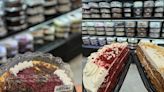 Mercado en Ensenada se viraliza por vender mitades de pasteles de Costco
