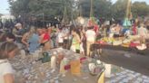 Alta afluencia en el estreno del mercadillo nocturno de Lucena