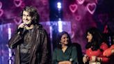 Sonu Nigam Birthday: Singer's Top 10 Songs for Shah Rukh Khan! - News18