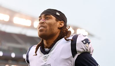 CB Stephon Gilmore reacts to still being an unsigned free agent