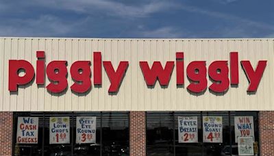 The 5 Items You Should Always Buy At Piggly Wiggly, According To A Food Editor