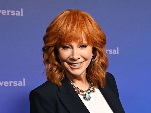 Reba McEntire, 69, shares sweet snap of her beloved mother for very special occasion