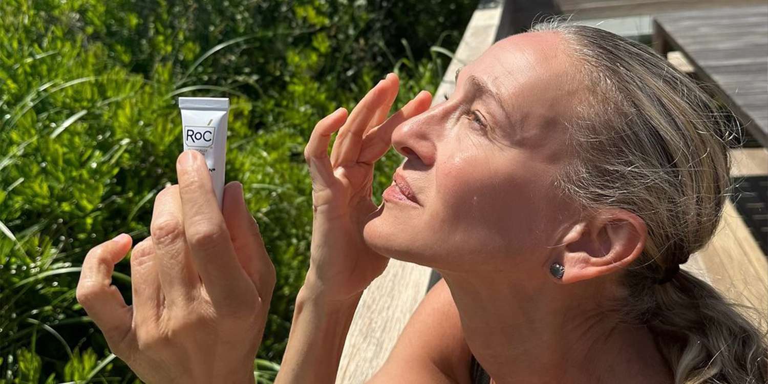 Sarah Jessica Parker Is "Never Without" This $17 Retinol Eye Cream When Traveling