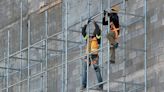 Libra construcción en NL caída del empleo