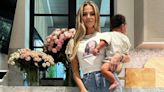 Khloe Kardashian comparte raro vistazo de su bebé en nueva foto