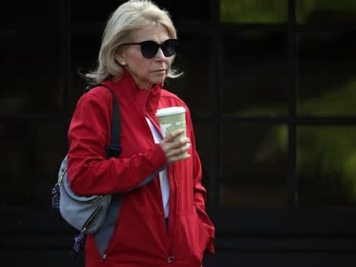 If Shari Redstone Goes It Alone With Paramount, a Streaming Deal With Peacock Could Be Next