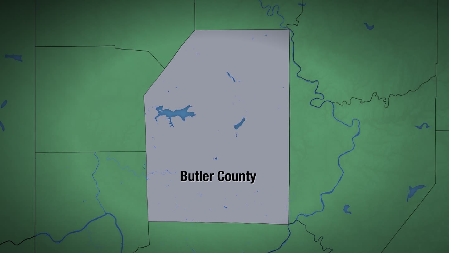 Mother, 2 sons accused of trying to steal drugs in Butler County