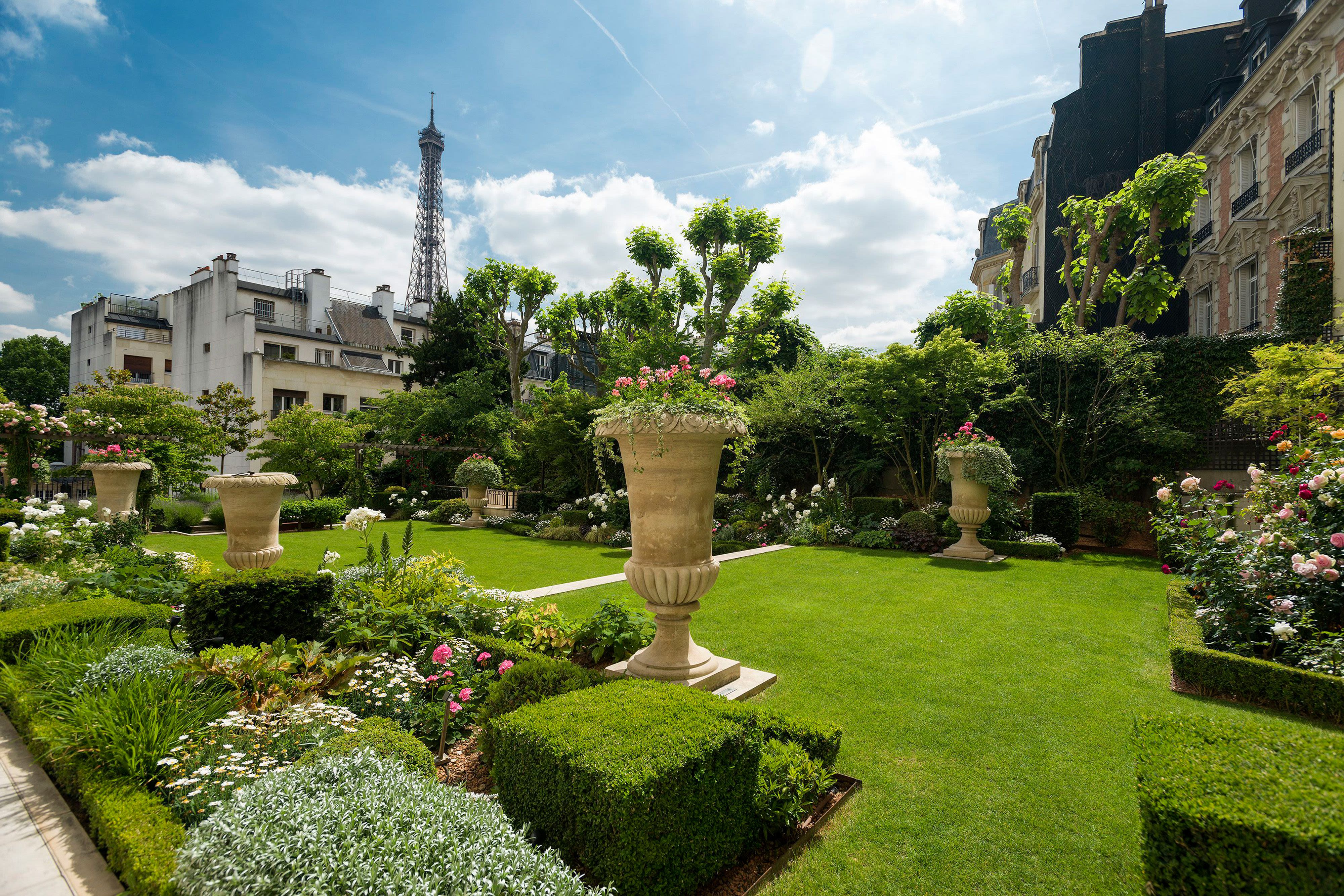 These 8 Hotel Gardens Are So Beautiful, They're Worth the Trip Alone