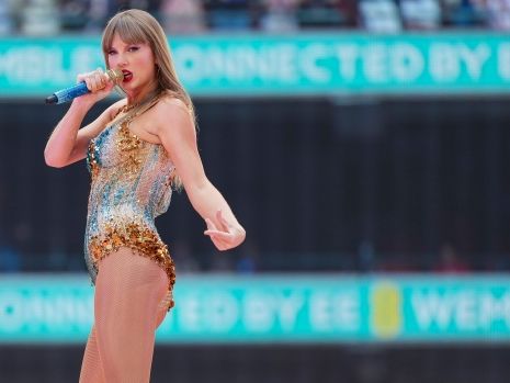 City council approves designation of downtown Toronto route as 'Taylor Swift Way' during 'Eras Tour'