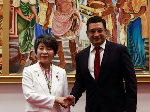 Japan and Sri Lanka agree to resume $1.5bn light rail, other projects