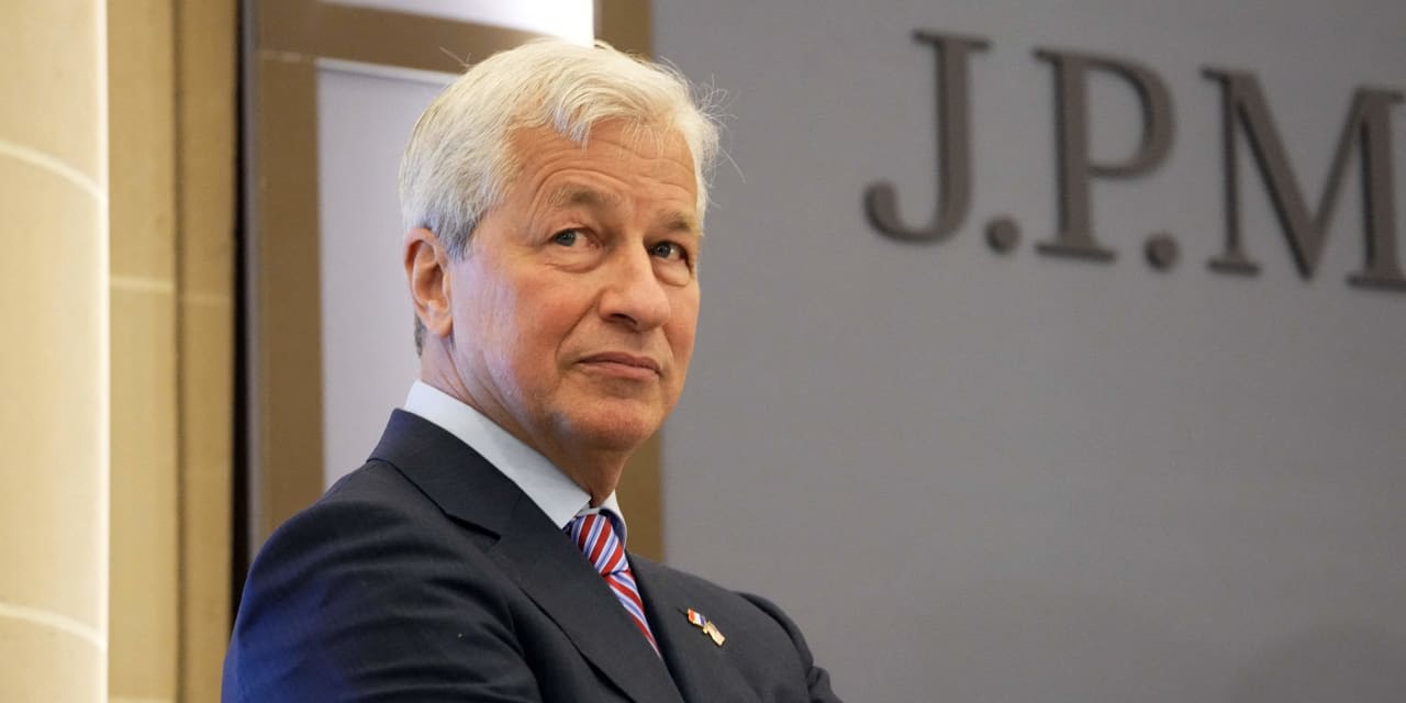 Why Jamie Dimon’s Buyback Bombshell Is a Warning for Stocks, and 5 Other Things to Know Before the Market Opens