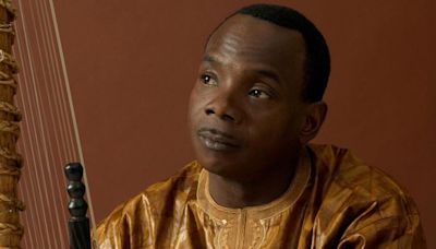 Le maître malien de la kora Toumani Diabaté est mort, annonce son fils Sidiki Diabaté