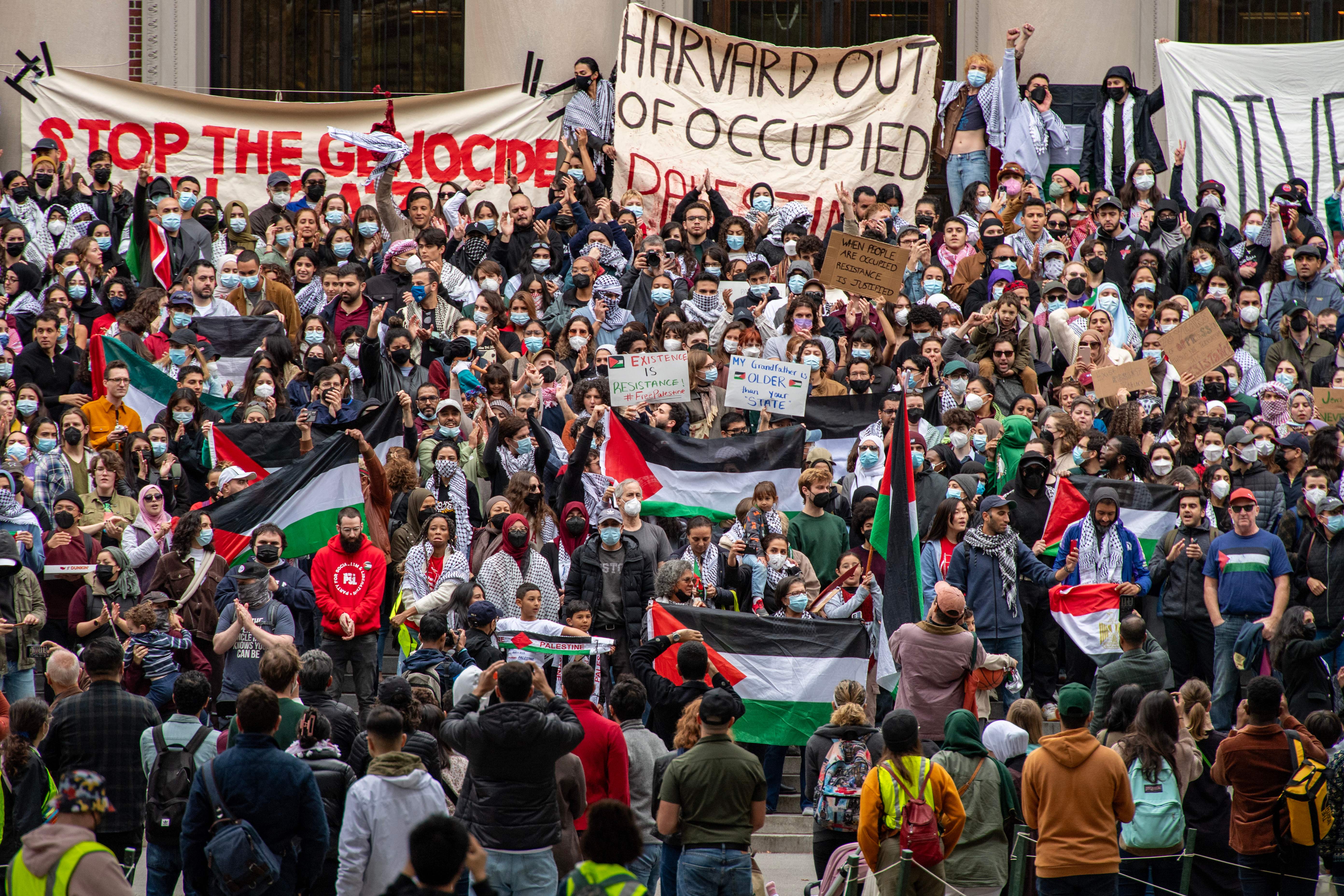 As college protests over Israel-Hamas war persist, how the GOP is latching onto the moment