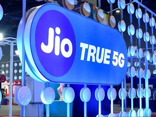 Reliance Jio is offering free Netflix, Amazon Prime Videos and Disney+ Hotstar to its prepaid mobile users