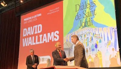 David Walliams reivindica la literatura infantil y la "importancia de leer por placer"