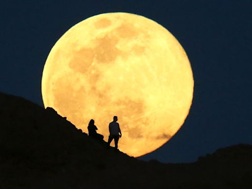 April 2024 full moon rises Tuesday night. But why is it called the 'pink moon'?