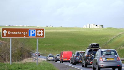 Campaigners praise cancellation of 'monstrous' A303 Stonehenge road tunnel