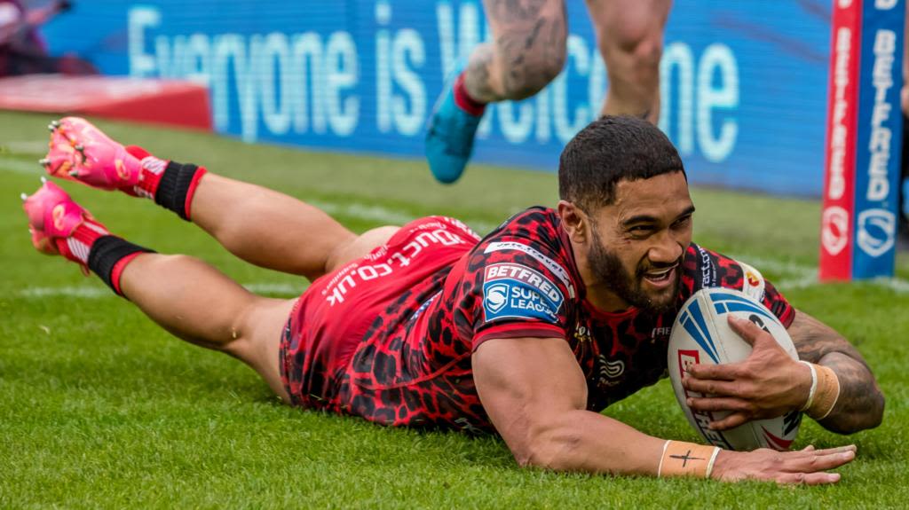 Leigh fight back to snatch draw with Castleford