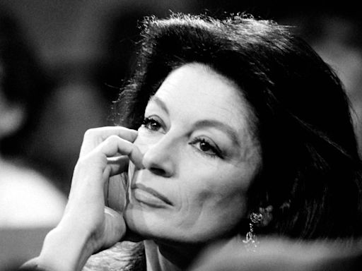 Morre Anouk Aimée, ícone do cinema francês e estrela de 'A Doce Vida', aos 92 anos