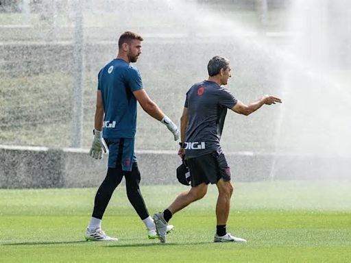 Unai Simón lanza un mensaje a quienes ya ven al Athletic campeón de Copa: "Tenemos cautela, somos precavidos e intentamos darle la importancia que merece al partido"