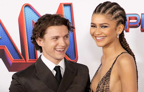 Zendaya and Tom Holland Were Spotted Sharing Adorable PDA in London