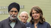 Smith, Sajjan tour Jasper townsite, praise firefighters battling area blazes