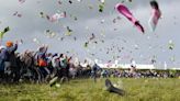 Almost 1,000 people throw wellies at the same time in Irish world record attempt