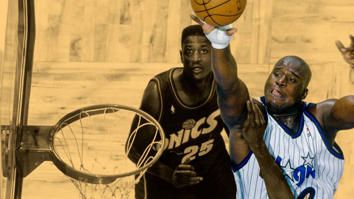 "I looked up, and my momma and dad looked embarrassed" - Shaq recalled the only player who ever dunked on him