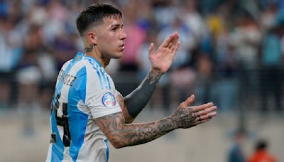 Copa America : Enzo Fernandez s’excuse après le chant raciste des Argentins contre les Bleus