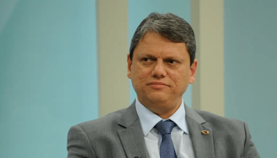 Tarcísio, sobre governo Dilma: "Ela sempre foi muito respeitosa comigo e eu com ela"