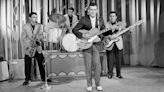 Groundbreaking American guitarist Duane Eddy dies age 86