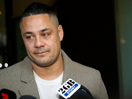 Huge twist in Jarryd Hayne's footy comeback as club offers lifeline