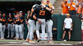 No. 1 Tennessee beats Indiana in NCAA Tournament Regional, 12-6