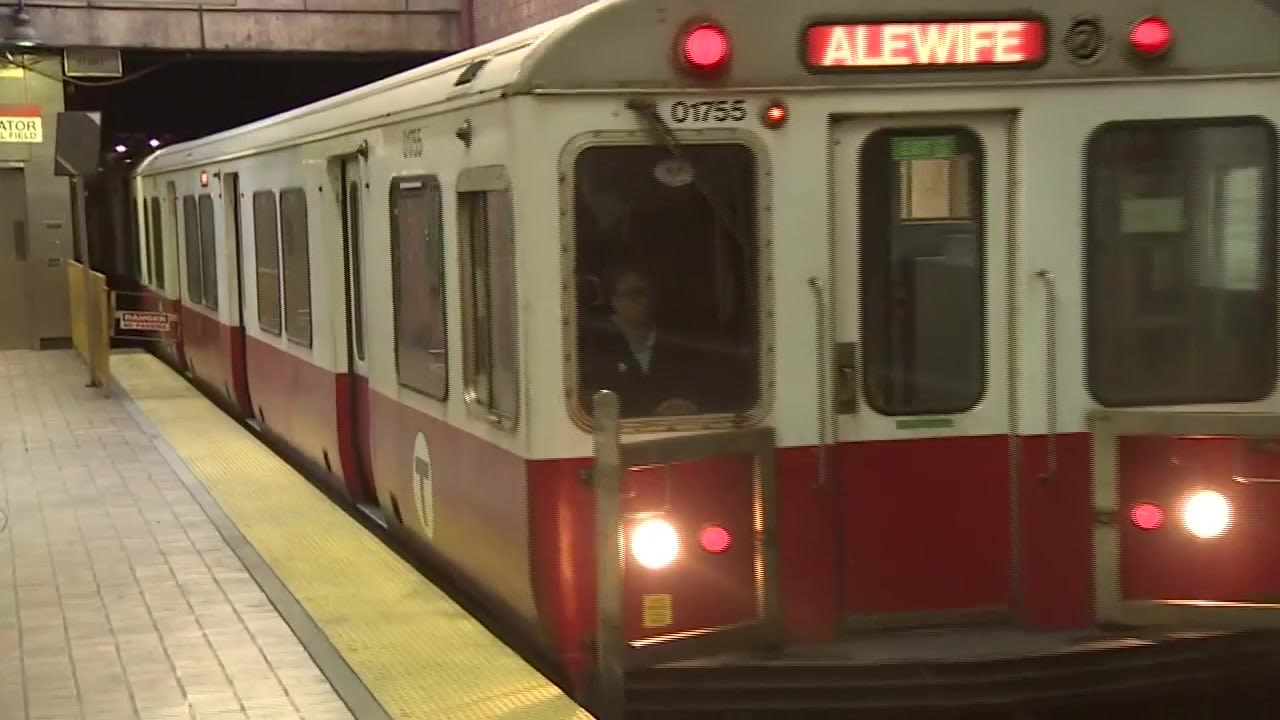 Disabled train at JFK/UMass causing Red Line headache on first day of partial shutdown for repairs - Boston News, Weather, Sports | WHDH 7News