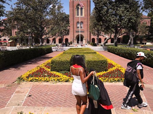 USC holds over 30 graduation ceremonies for students on Friday