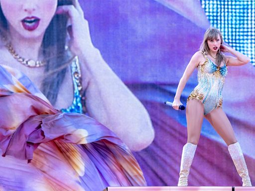 ‘Derry girl’ Taylor Swift invited to visit city after research hints at link